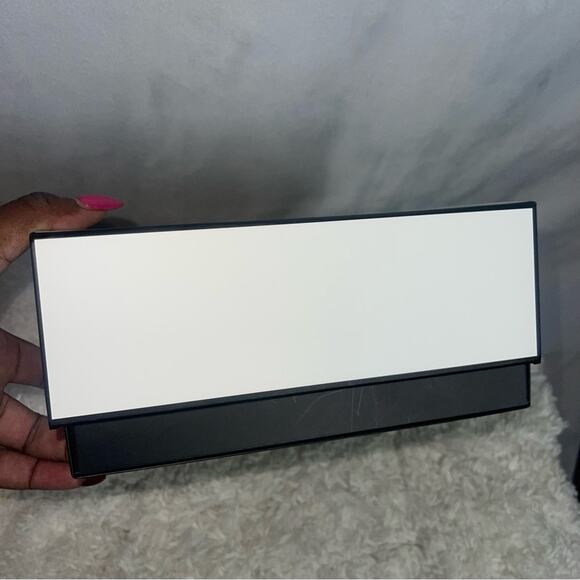 Chanel Gift Box - Picture 12 of 14